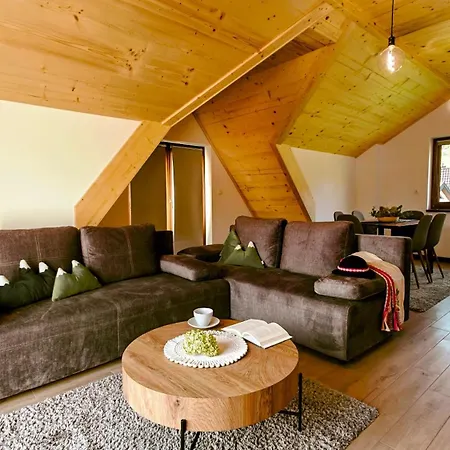 Homestay Magdalena Sromowce Nizne